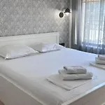 Апартамент Golden Sands - Sirena 6a